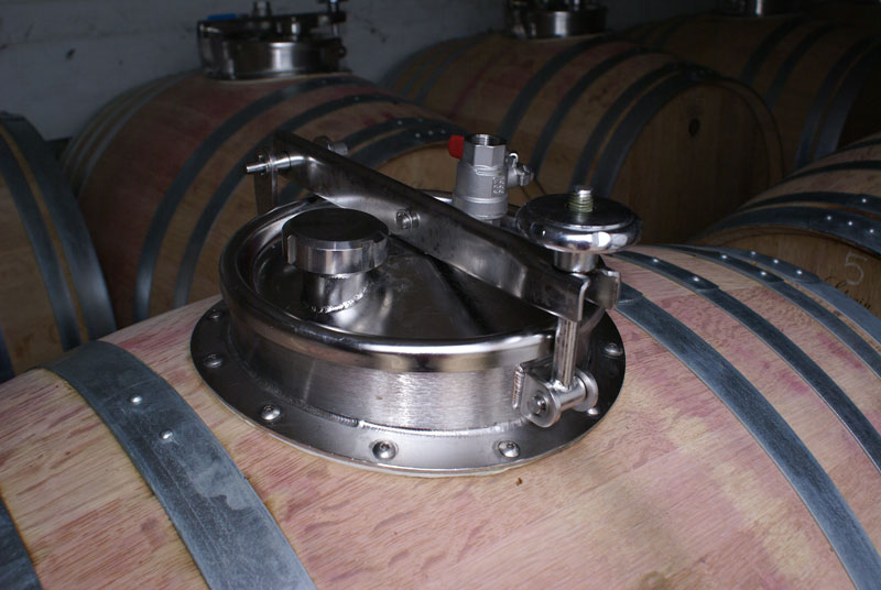 Autoclave door for wood tank